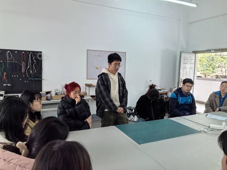 1b004defb33a7681ba994694a1d5477