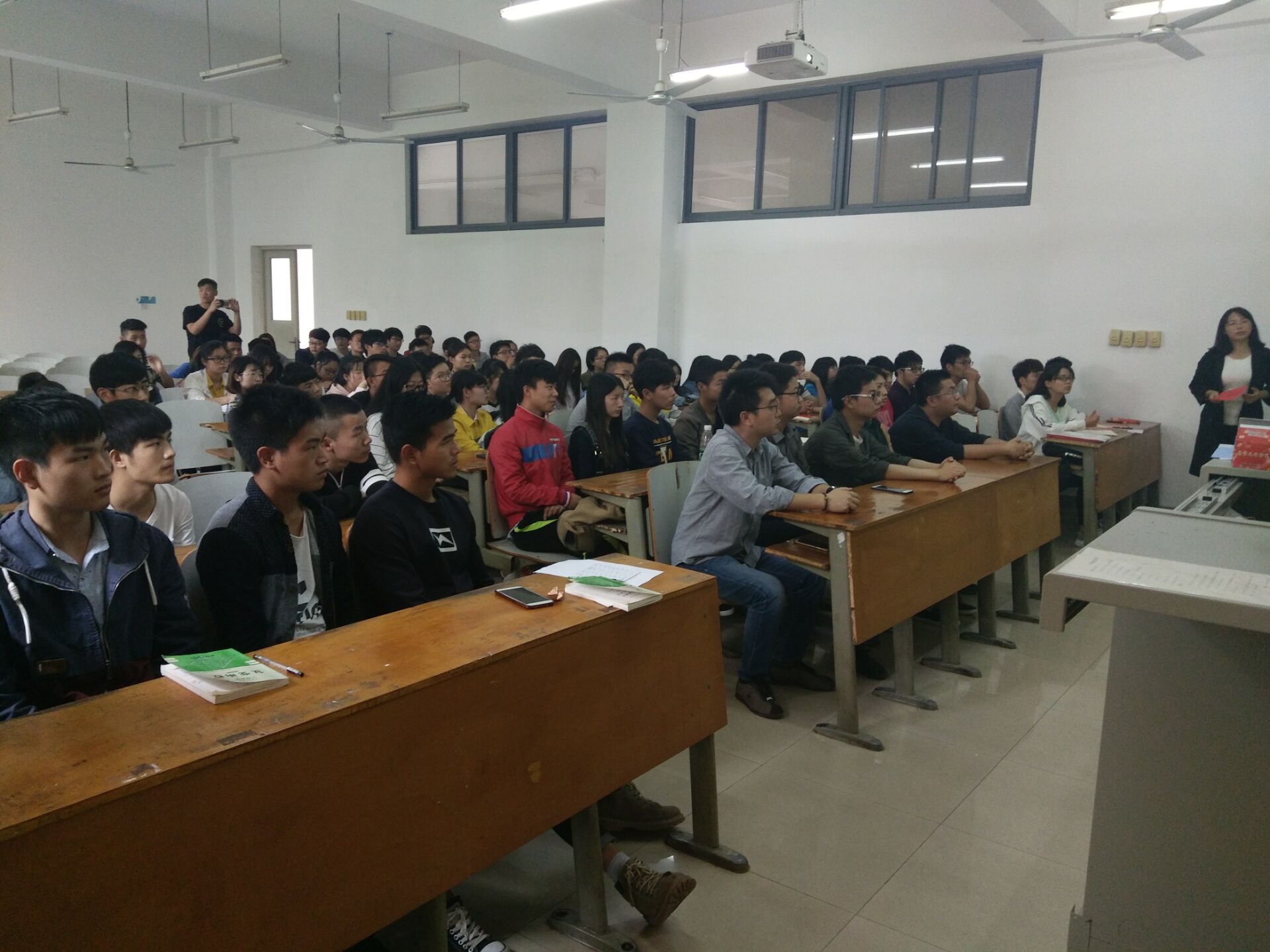 1493983919108521.jpg 1493983919108521.jpg