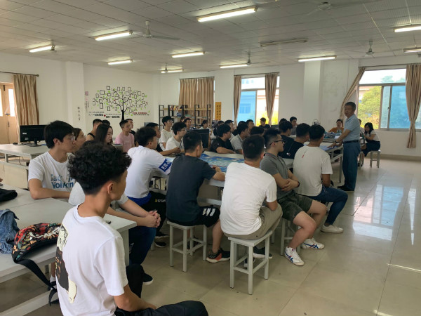 我院举行首届工程管理专业专升本学生开学典礼暨入学教育仪式 (3).jpg