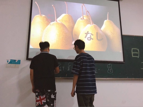 2诞生.jpg