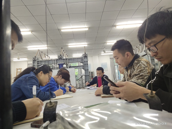 1681467086868811.jpg 33.jpg