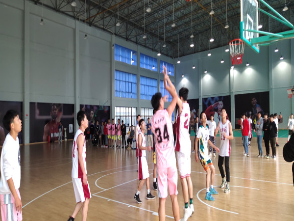 1572251282470380.jpg 我院新生杯篮球赛圆满落幕 (2).jpg