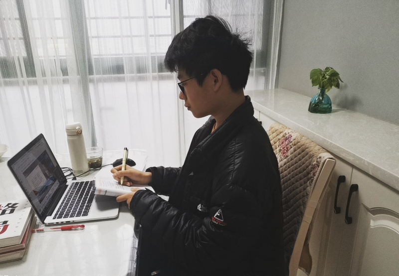 李宇恒1.png