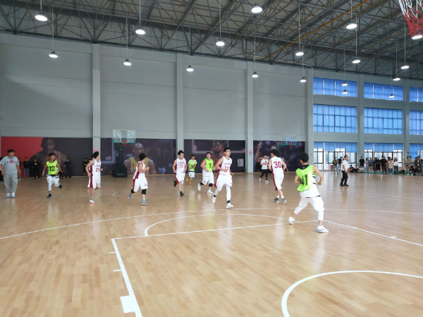 1558446872101890.jpg 我院篮球队战胜汽车学院,挺进决赛 (3).jpg