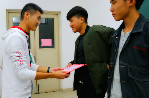 1542358184212103.jpg 寝室3_meitu_3.jpg