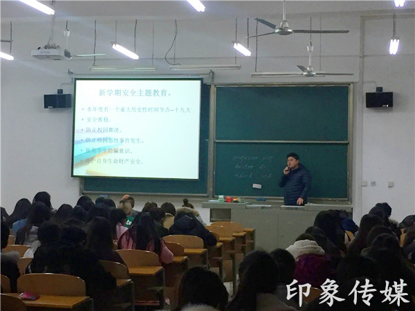 鲁煜霖_副本.jpg