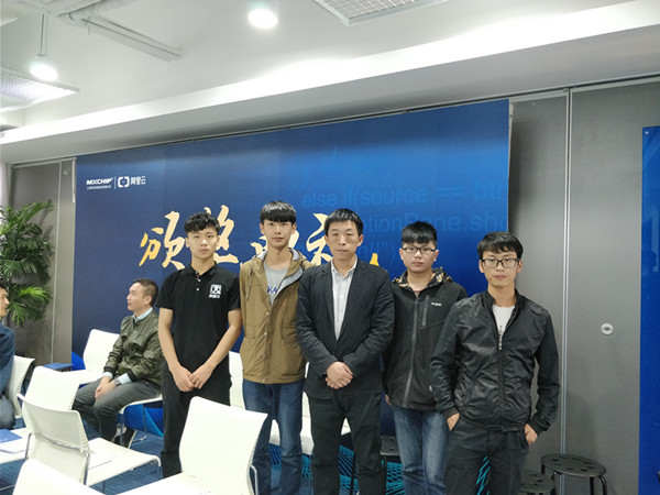 1509581757934306.jpg 1.jpg