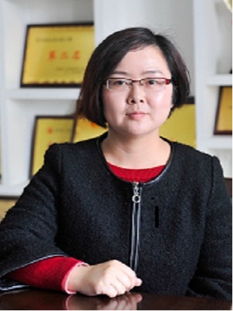 李琼
