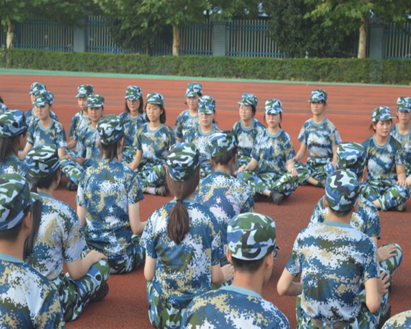 1601294952918126.jpg 军训11.jpg