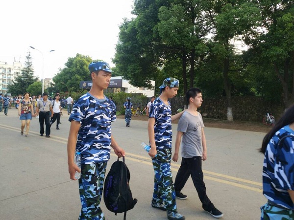 1505136472329967.jpg jjj.jpg