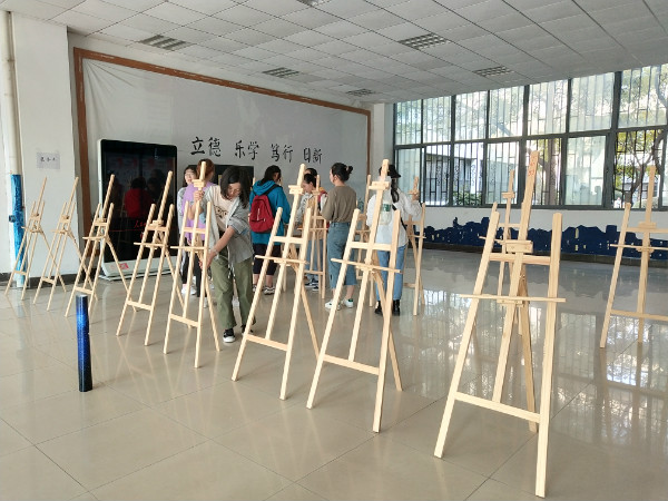 土建学院开展第一届学习笔记展会 (1).jpg