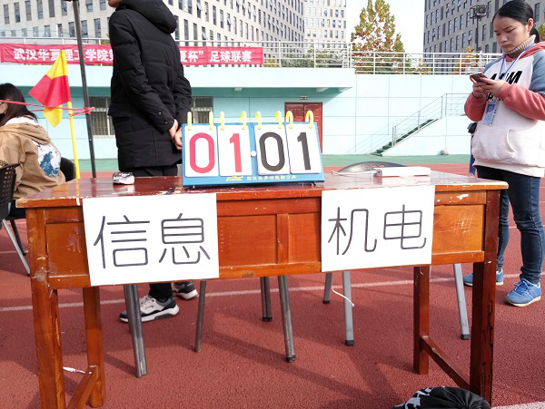 1543153472113083.png 图片1.png