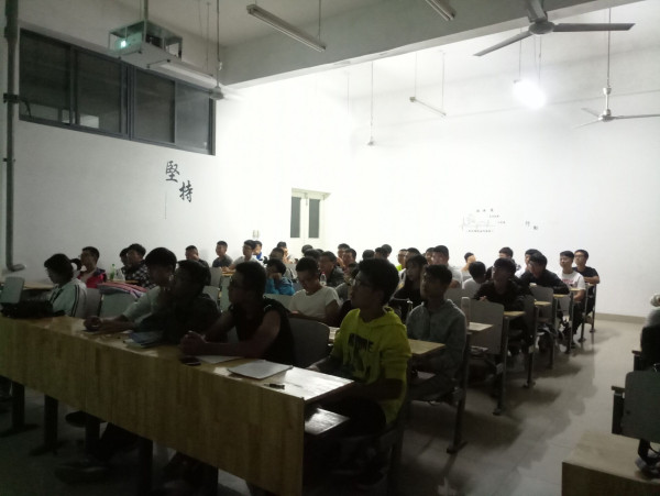 1538057702136432.jpg 5EA698A59E8AD68B09EBB55F9FAC30CD.jpg