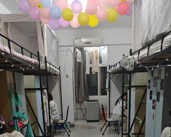 商学院开展公寓特色文化寝室设计大赛活动-武汉华夏理工学院商学院